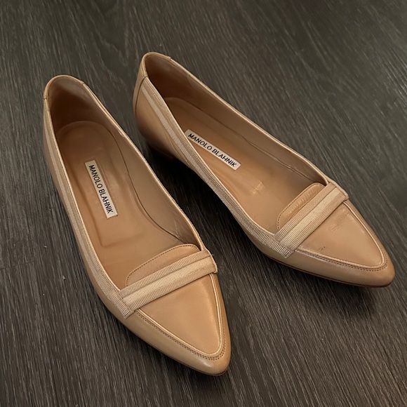 Manolo Blahnik Shoes - Manolo Blahnik Beige Women's Loafers